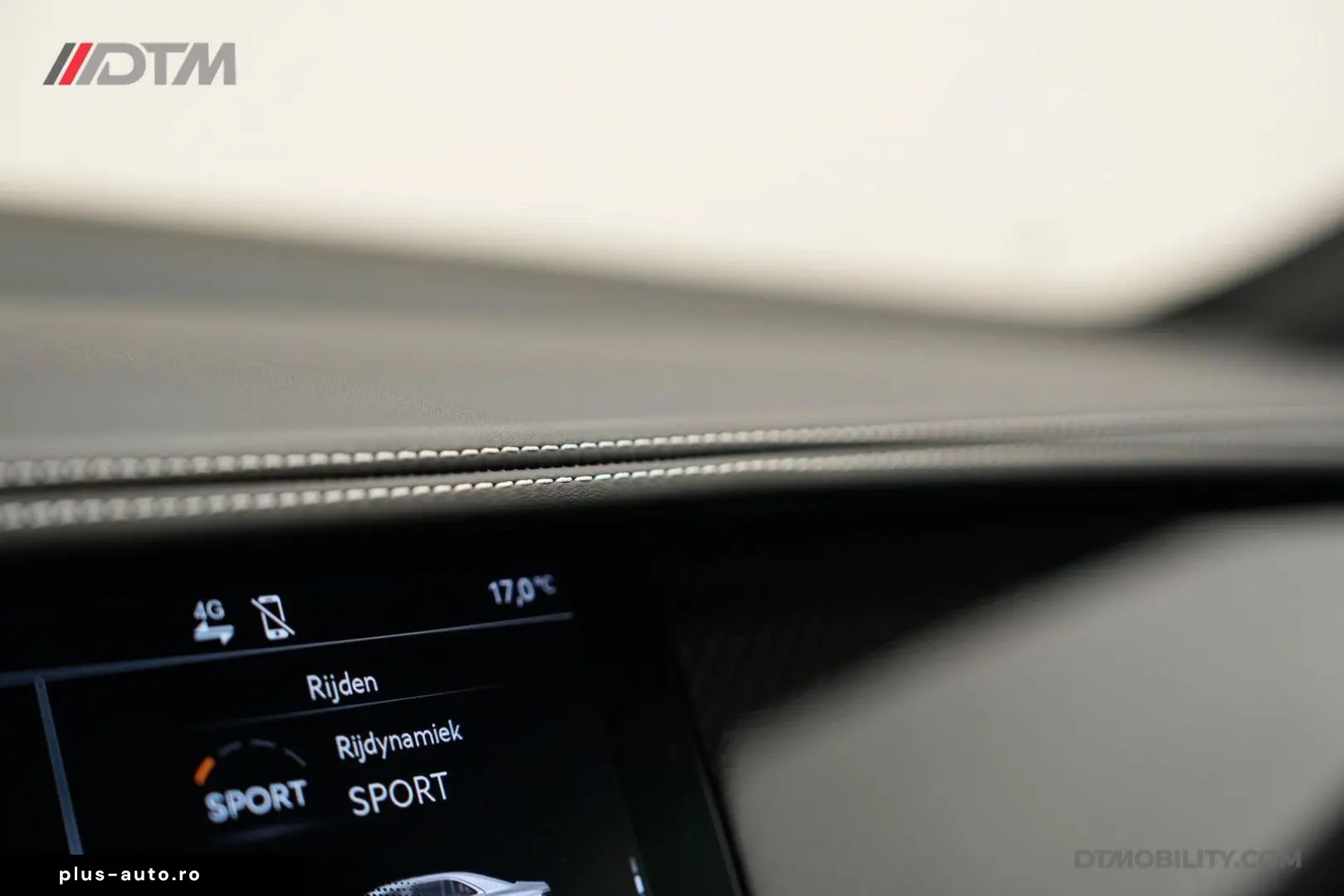 BENTLEY Flying Spur 6.0 W12 Mulliner   Black Line   Illu