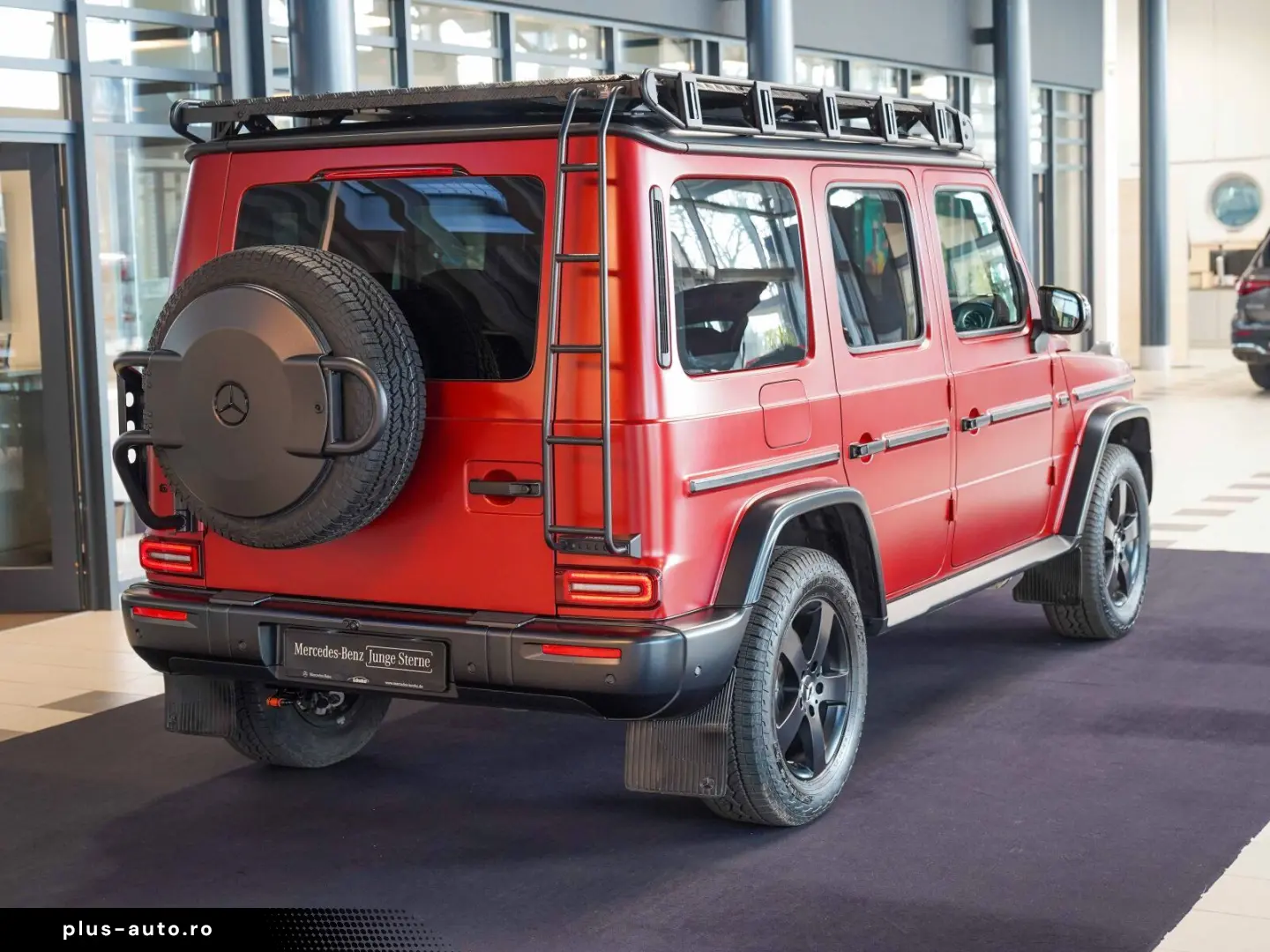 MERCEDES-BENZ G 500