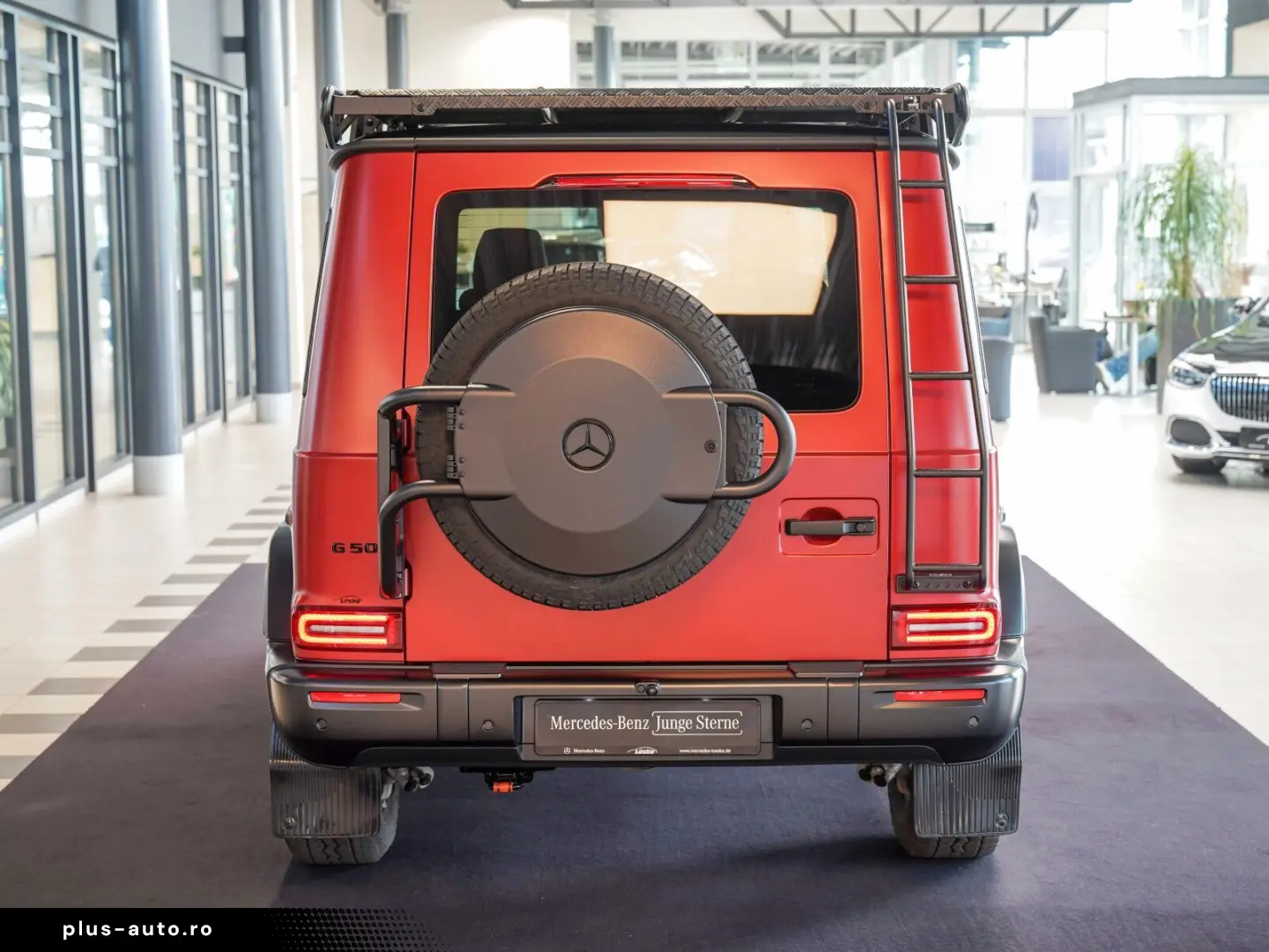 MERCEDES-BENZ G 500