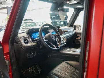 MERCEDES-BENZ G 500