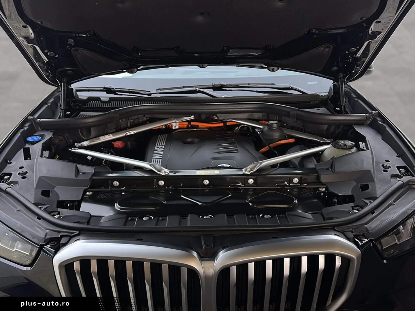 BMW X5 xDrive50e M Sport Bowers & Wilkins AHK LED