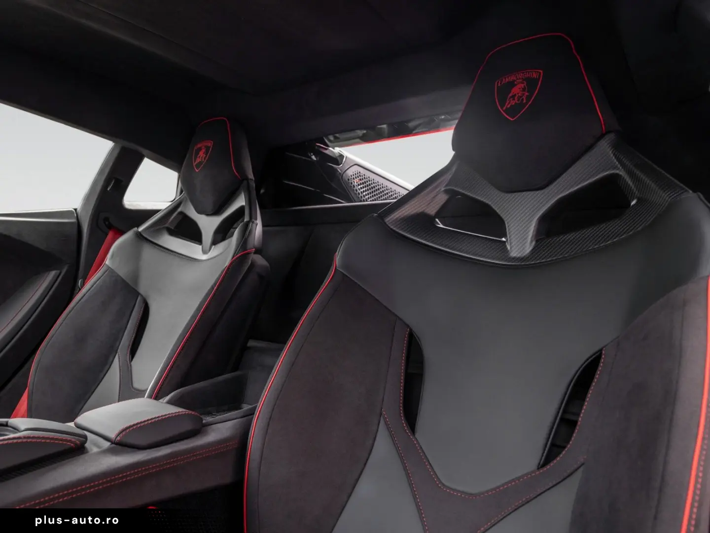 LAMBORGHINI Revuelto   Extended Carbon Ext.   Livery Pack