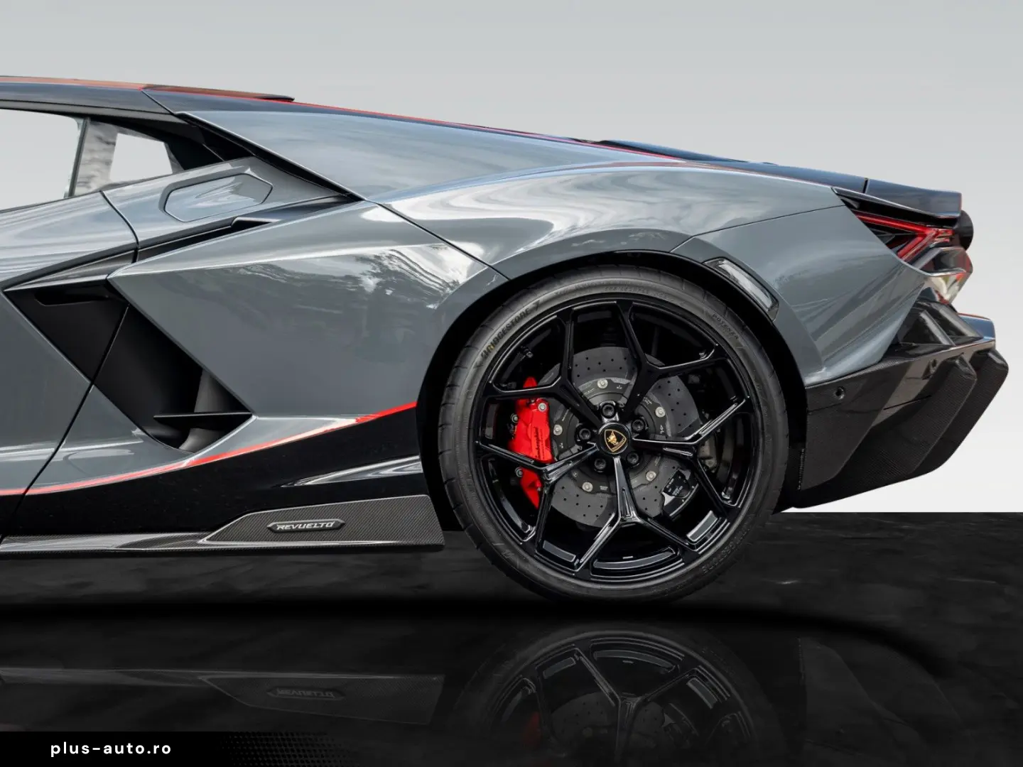 LAMBORGHINI Revuelto   Extended Carbon Ext.   Livery Pack
