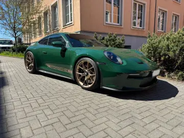 PORSCHE 911 GT3 Touring Paket