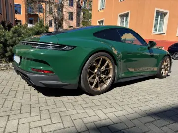 PORSCHE 911 GT3 Touring Paket