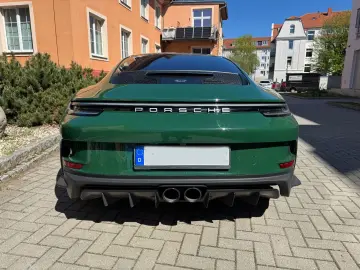 PORSCHE 911 GT3 Touring Paket