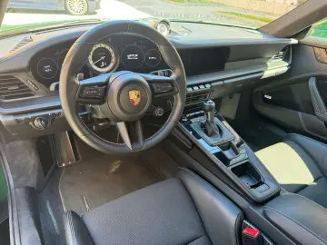 PORSCHE 911 GT3 Touring Paket