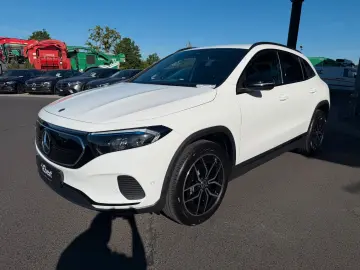 MERCEDES-BENZ EQA 300 4M Progressive