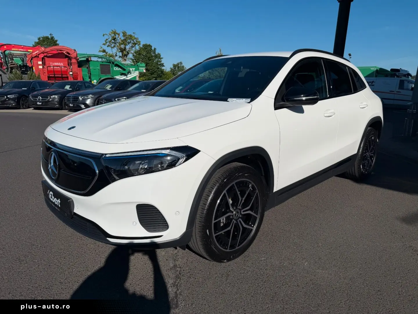 MERCEDES-BENZ EQA 300 4M Progressive