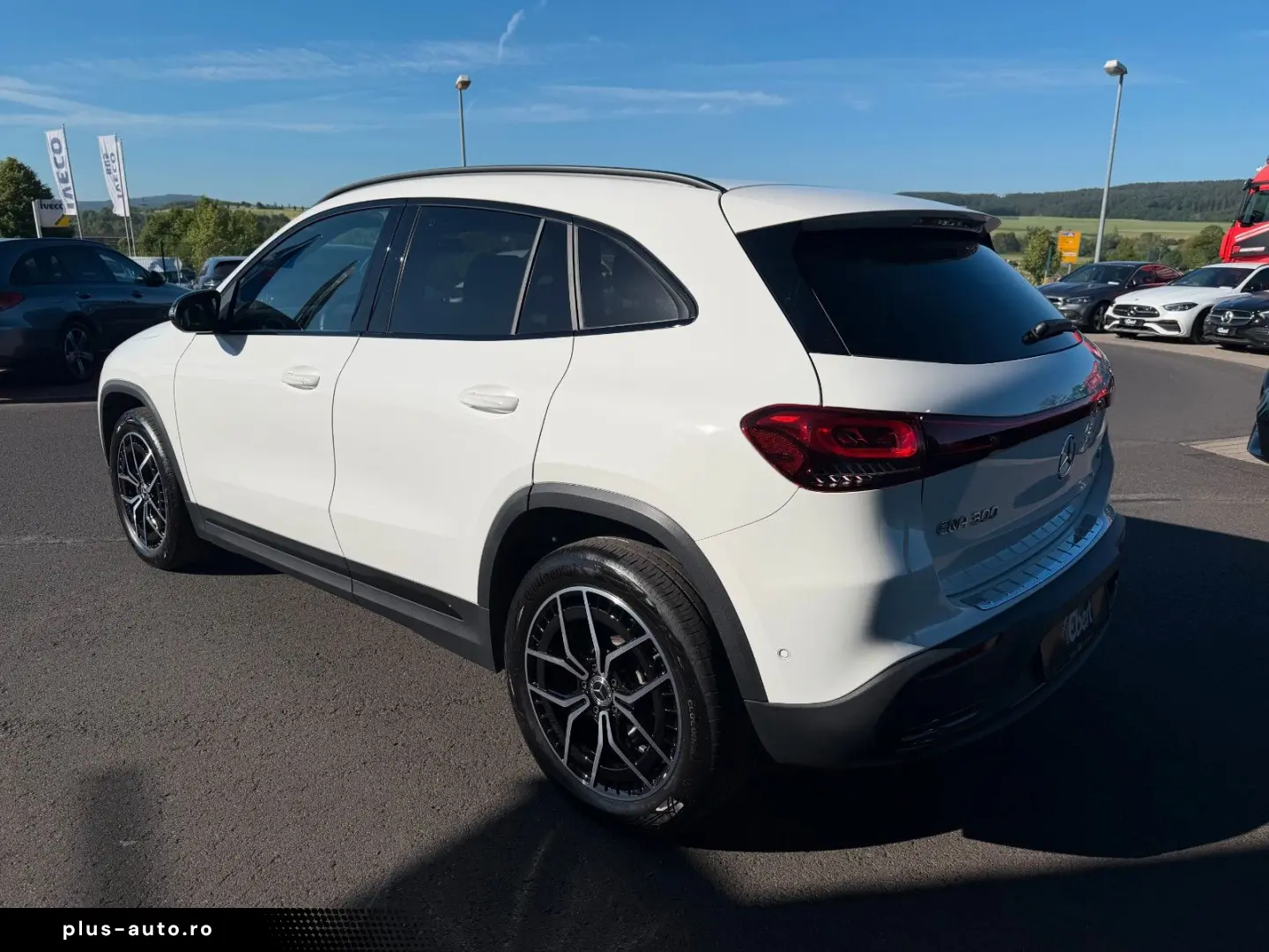 MERCEDES-BENZ EQA 300 4M Progressive