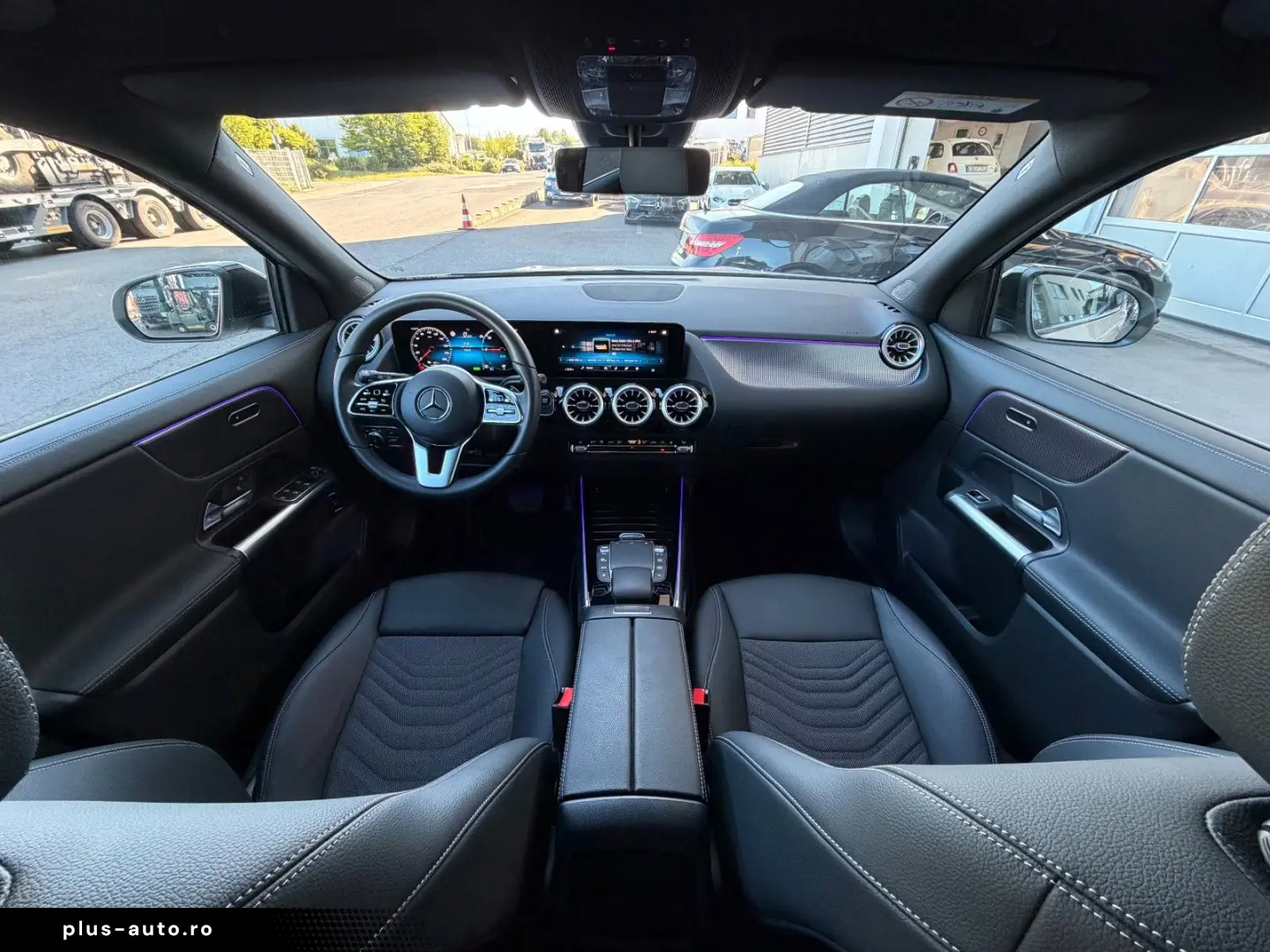 MERCEDES-BENZ EQA 300 4M Progressive