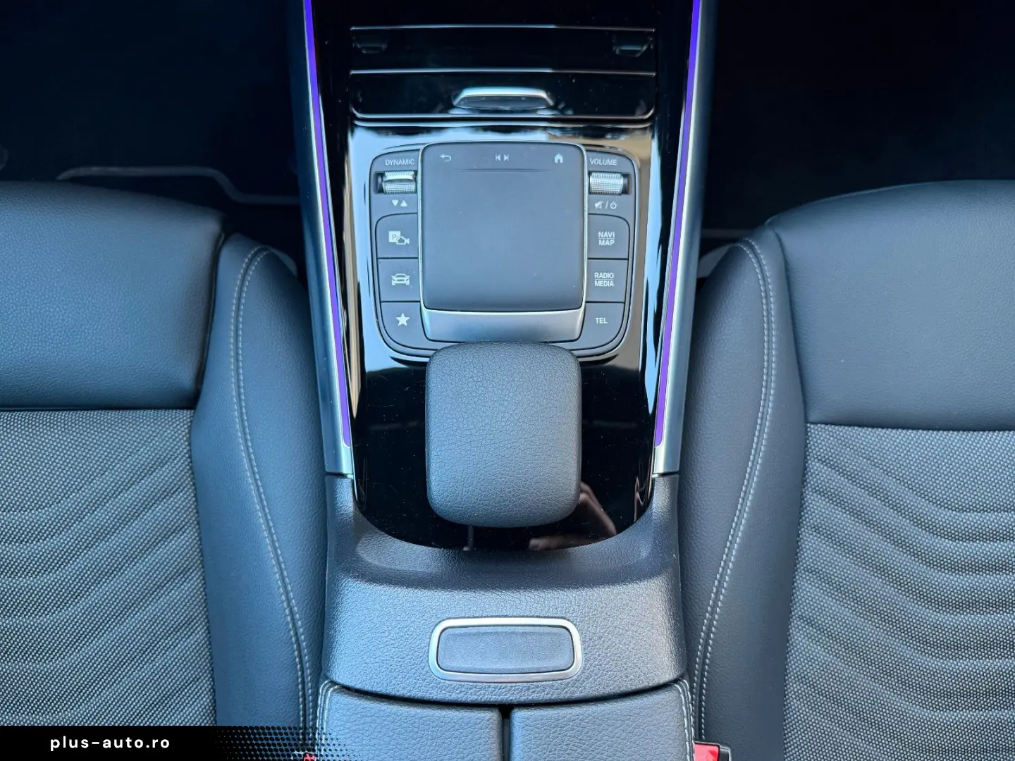 MERCEDES-BENZ EQA 300 4M Progressive