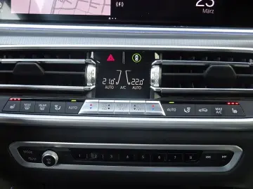 BMW X5 xDrive30d M Sport Laser HuD DriveAssist AHK