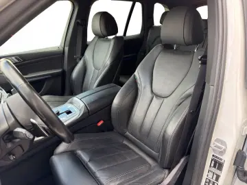 BMW X5 xDrive 40 d M Sport AHK Leder 21  Shadow