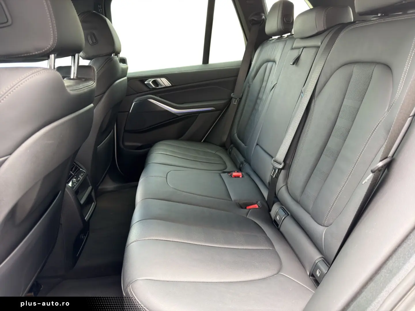 BMW X5 xDrive 40 d M Sport AHK Leder 21  Shadow