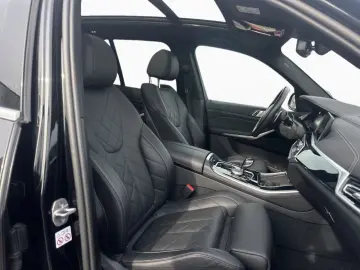 BMW X5 xD40d M SPORT LiveProf DAProf 360  Pano AHK