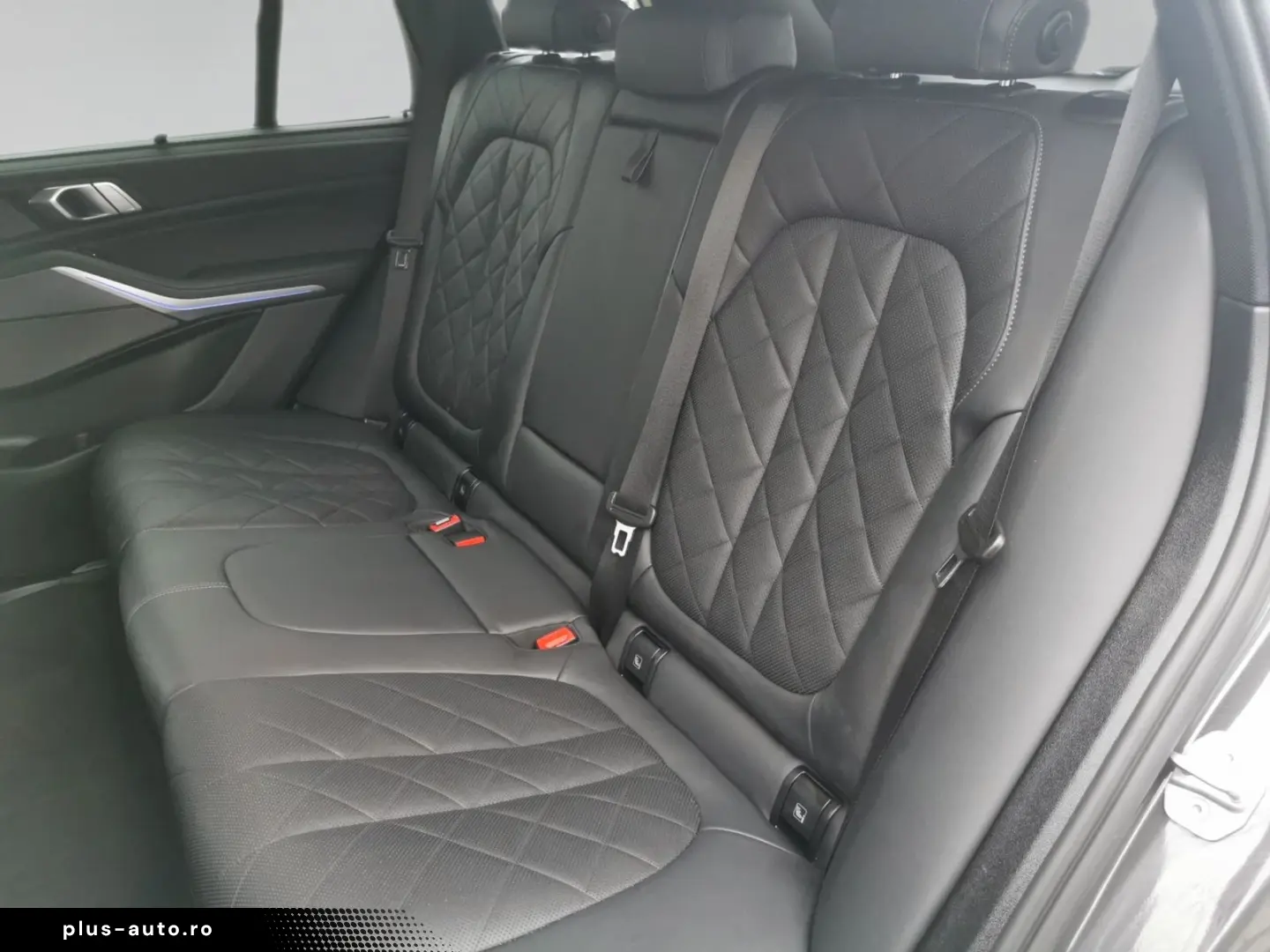 BMW X5 xDrive40d M SPORT INDIV DRAVITGRAU ACC AHK 36