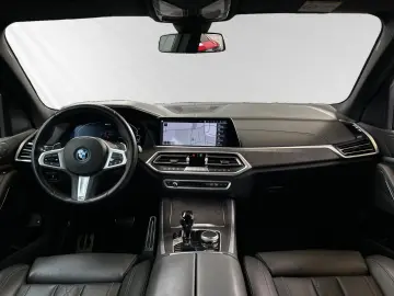 BMW X5 xDrive45e M Sport 22 LM Luftfeder. Komforts.