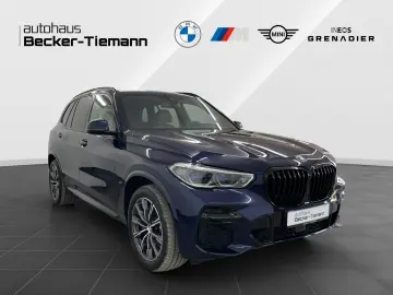 BMW X5 xDrive30d A M Sportpaket AHK HuD H K Komfortz