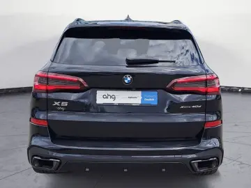 BMW X5 xDrive40d M Sportpaket Sport Aut. AHK