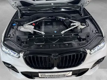 BMW X5 xDRIVE 40i M SPORT AUTOMATIK LC PROF HuD LASE