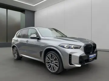 BMW X5 xDrive30d M-SPORT-PRO PANO SPORTABGASANLAGE