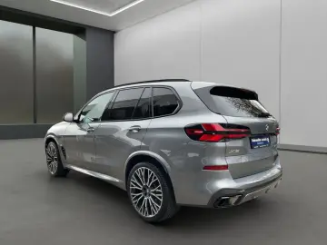 BMW X5 xDrive30d M-SPORT-PRO PANO SPORTABGASANLAGE
