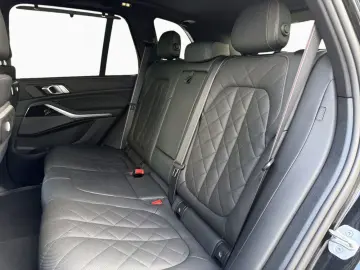 BMW X5 xDr30d M Sport Pro Stdhz SKY DAPro PAPro AHK
