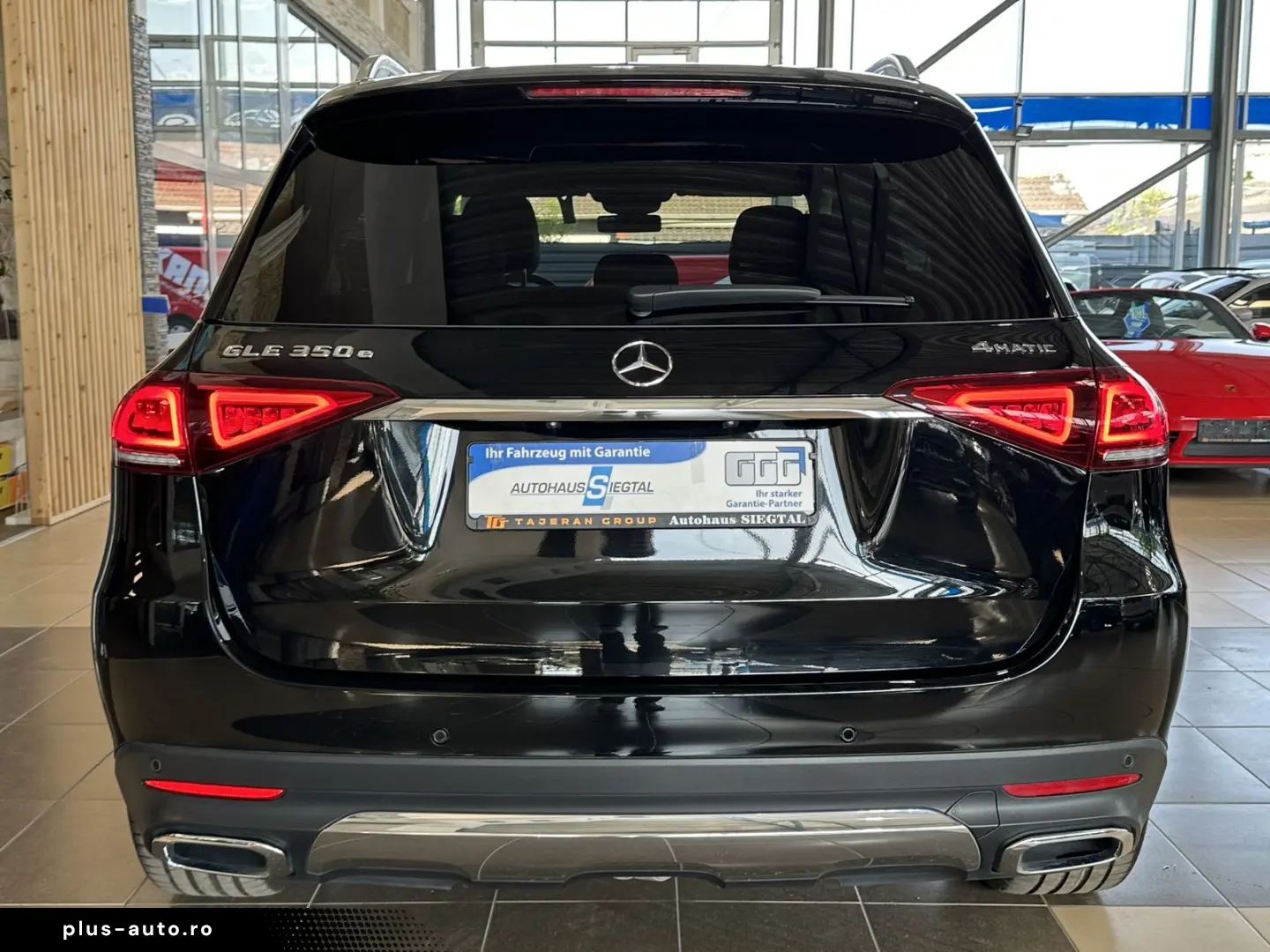 MERCEDES-BENZ GLE 350 e 4Matic Leder Ambiente R.Cam LED AHK