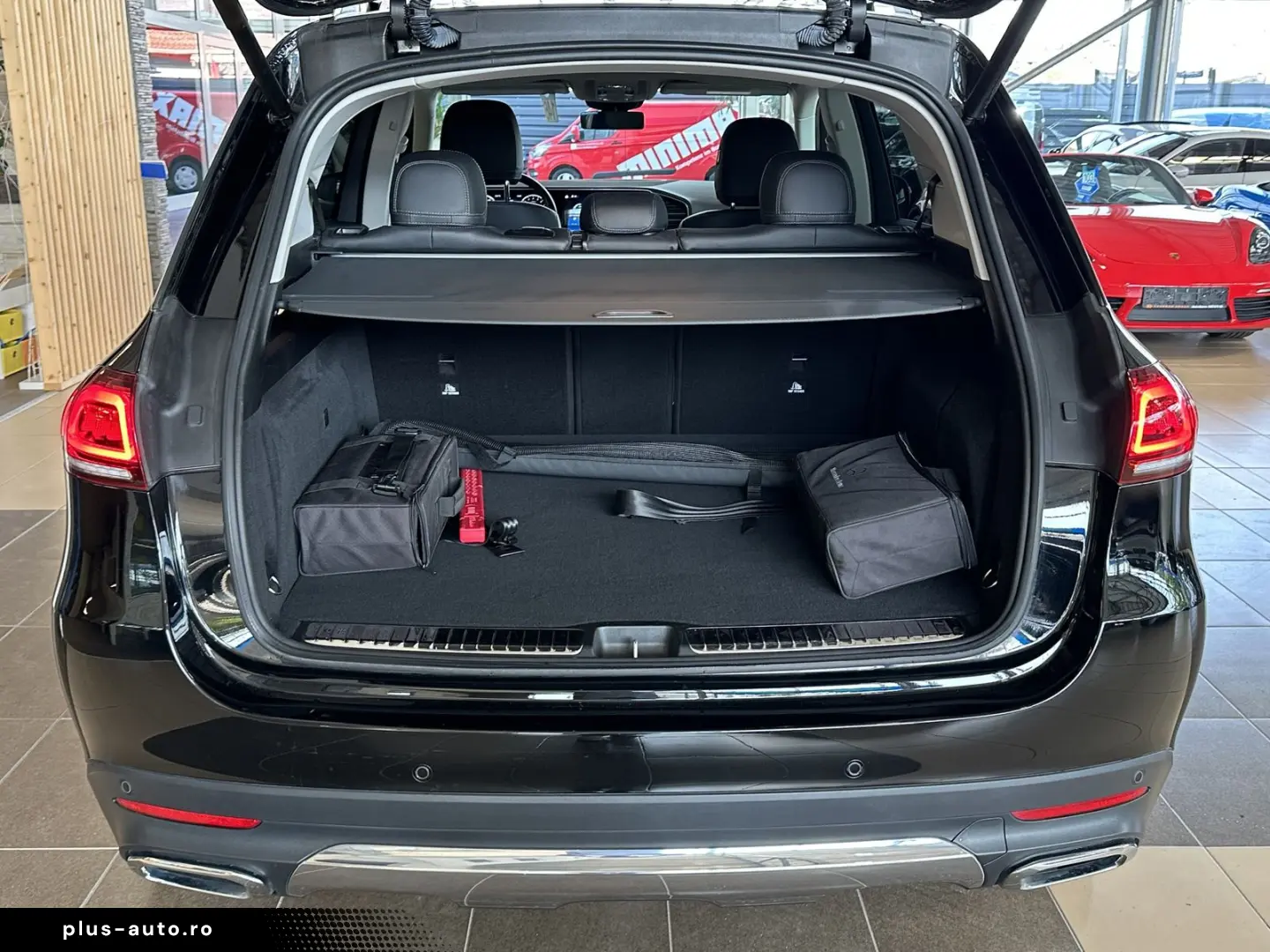 MERCEDES-BENZ GLE 350 e 4Matic Leder Ambiente R.Cam LED AHK
