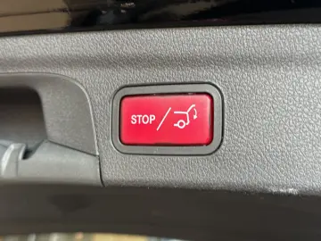 MERCEDES-BENZ GLE 350 e 4Matic Leder Ambiente R.Cam LED AHK