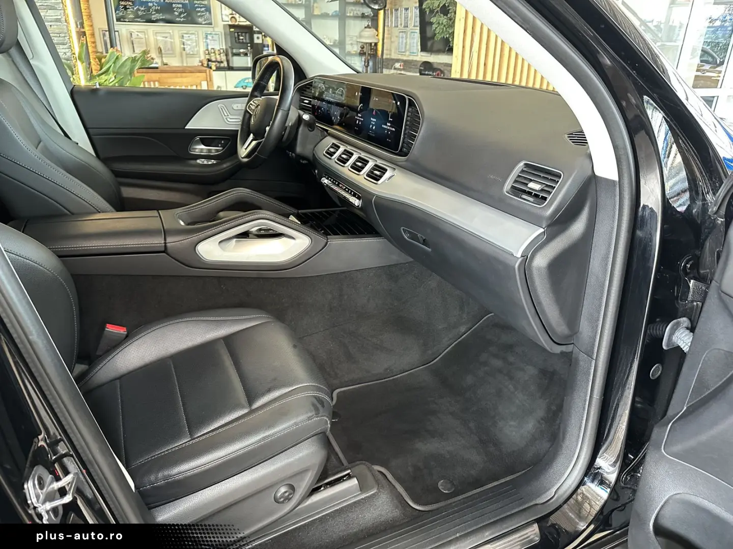 MERCEDES-BENZ GLE 350 e 4Matic Leder Ambiente R.Cam LED AHK