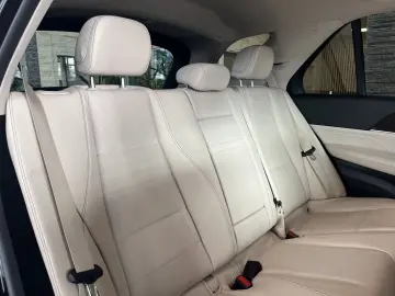 MERCEDES-BENZ GLE 350 e 4Matic Leder R.Cam Navi ACC LED SHZ