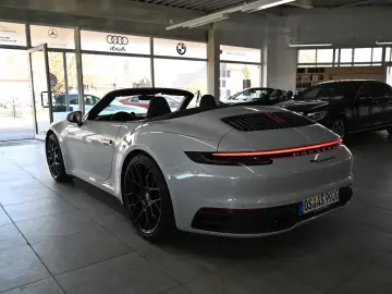 PORSCHE 911 Carrera 4S Cabriolet  LIFT CHRONO HA-LENKUNG