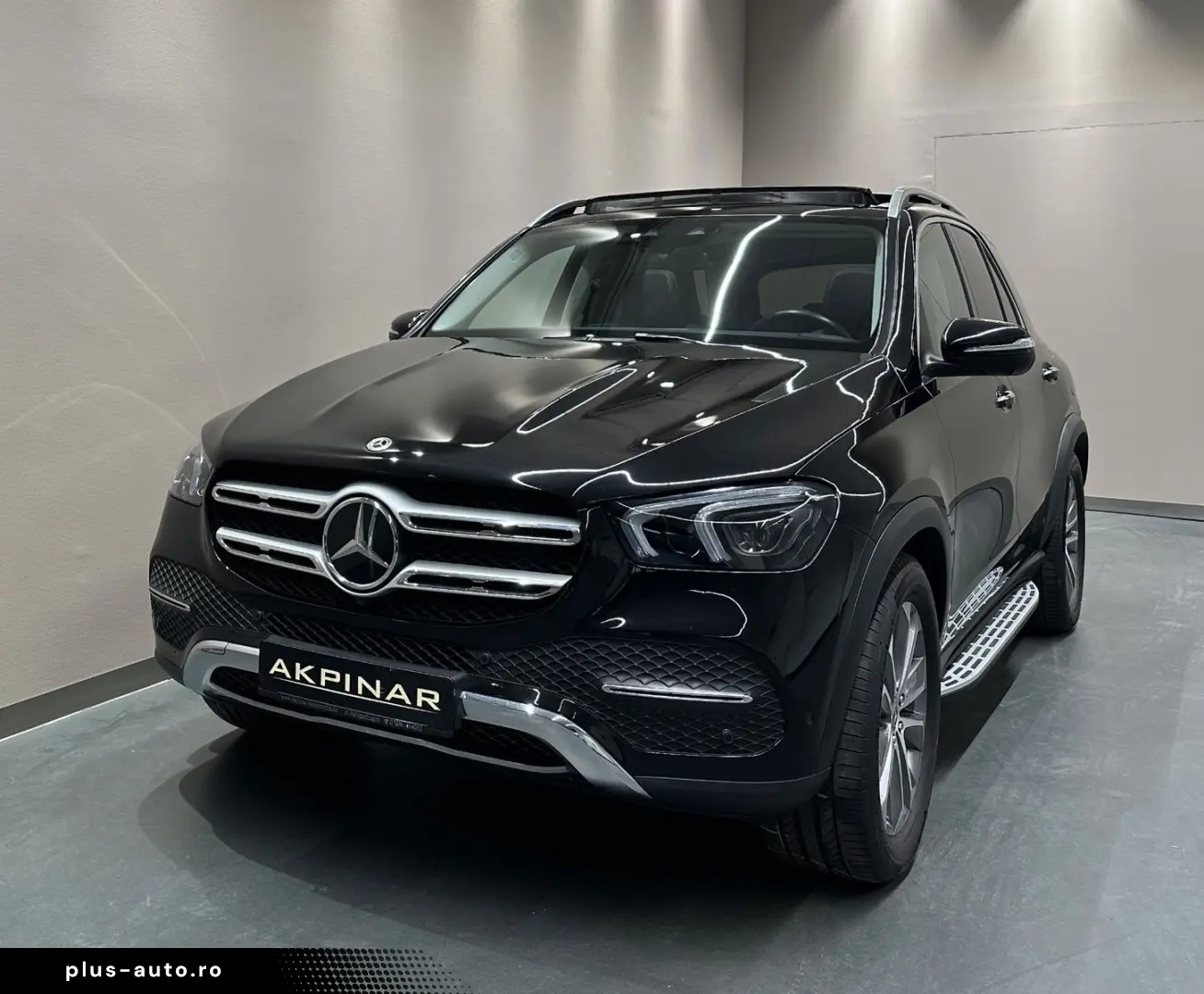 MERCEDES-BENZ GLE350 e 4M  1. HAND PANO DISTR  360 KAMERA