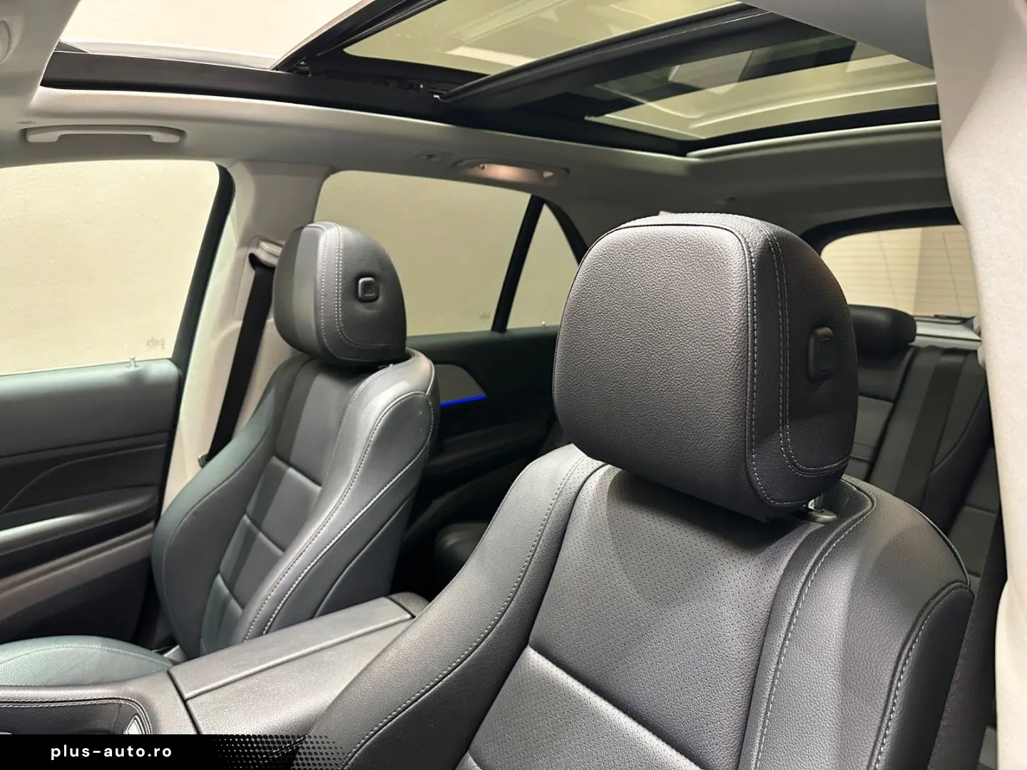 MERCEDES-BENZ GLE350 e 4M  1. HAND PANO DISTR  360 KAMERA