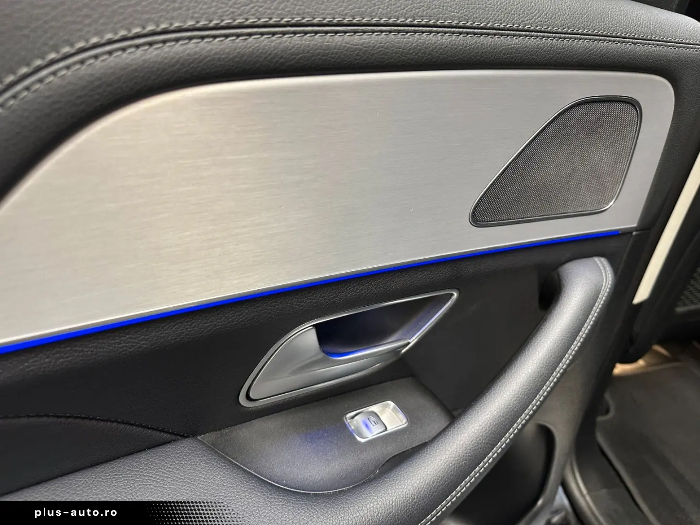 MERCEDES-BENZ GLE350 e 4M  1. HAND PANO DISTR  360 KAMERA