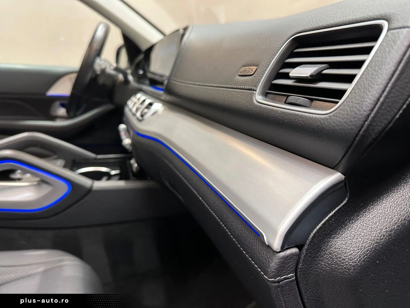 MERCEDES-BENZ GLE350 e 4M  1. HAND PANO DISTR  360 KAMERA
