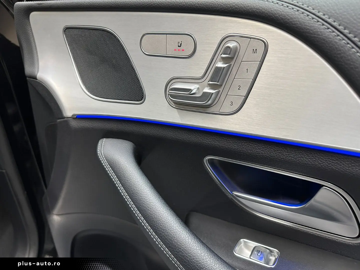 MERCEDES-BENZ GLE350 e 4M  1. HAND PANO DISTR  360 KAMERA