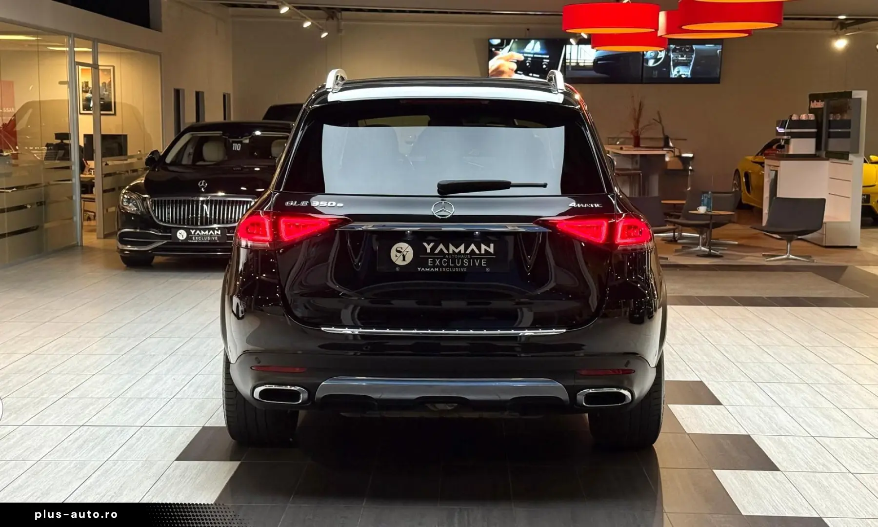 MERCEDES-BENZ GLE 350 e 4M Pano Head-up Burmester Distronic