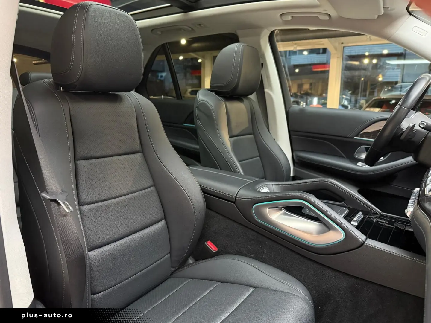 MERCEDES-BENZ GLE 350 e 4M Pano Head-up Burmester Distronic