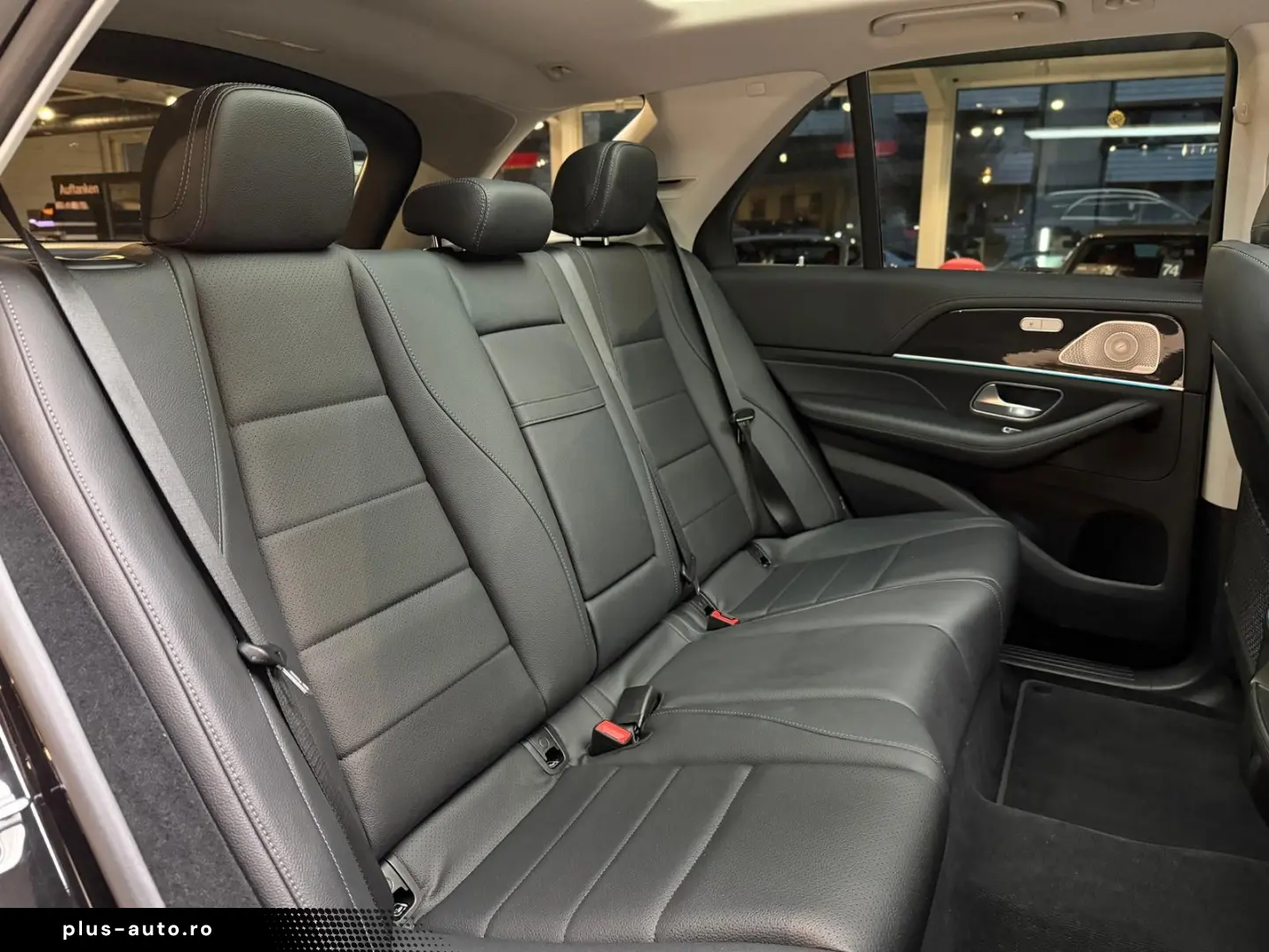 MERCEDES-BENZ GLE 350 e 4M Pano Head-up Burmester Distronic