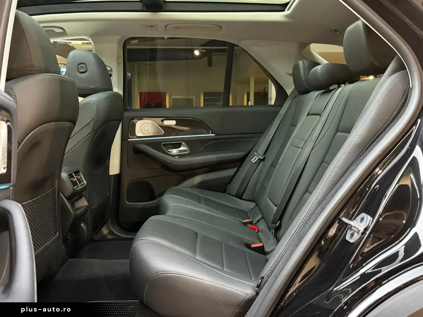 MERCEDES-BENZ GLE 350 e 4M Pano Head-up Burmester Distronic