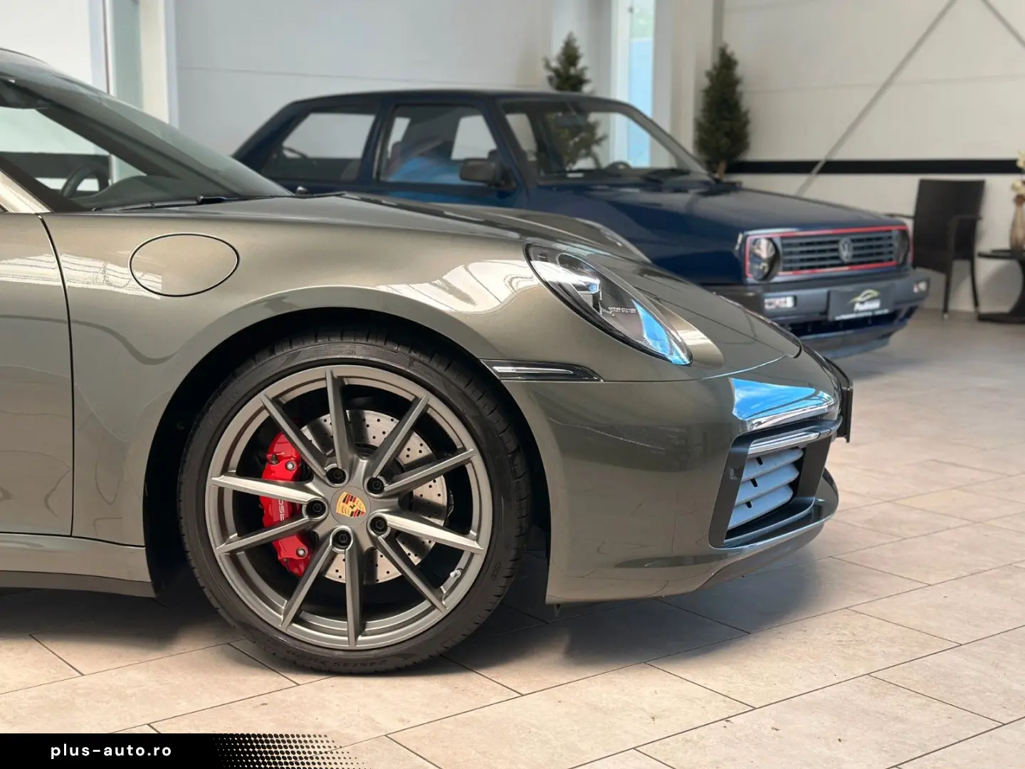 PORSCHE 992 Carrera 4S Cabriolet Navi Matrix-LED Leder