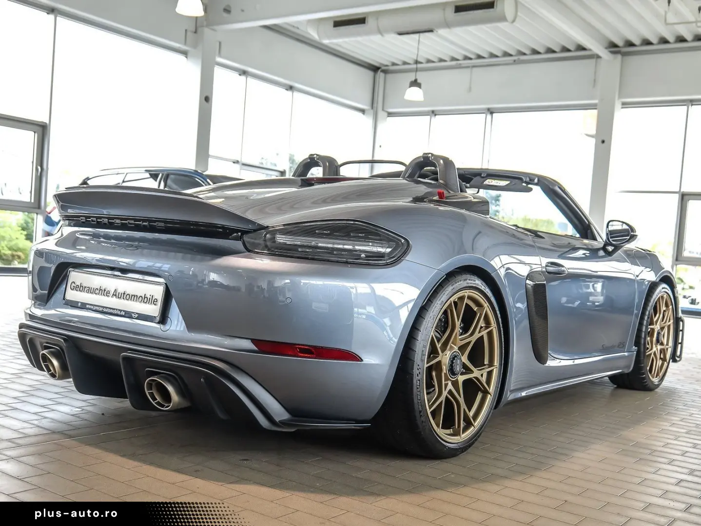 PORSCHE 718 Boxster Spyder RS Weissach Sichtcarbon