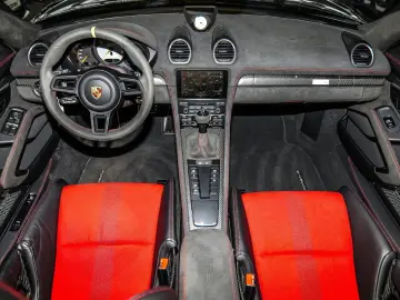 PORSCHE 718 Boxster Spyder RS Weissach Sichtcarbon