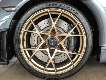 PORSCHE 718 Boxster Spyder RS Weissach Sichtcarbon
