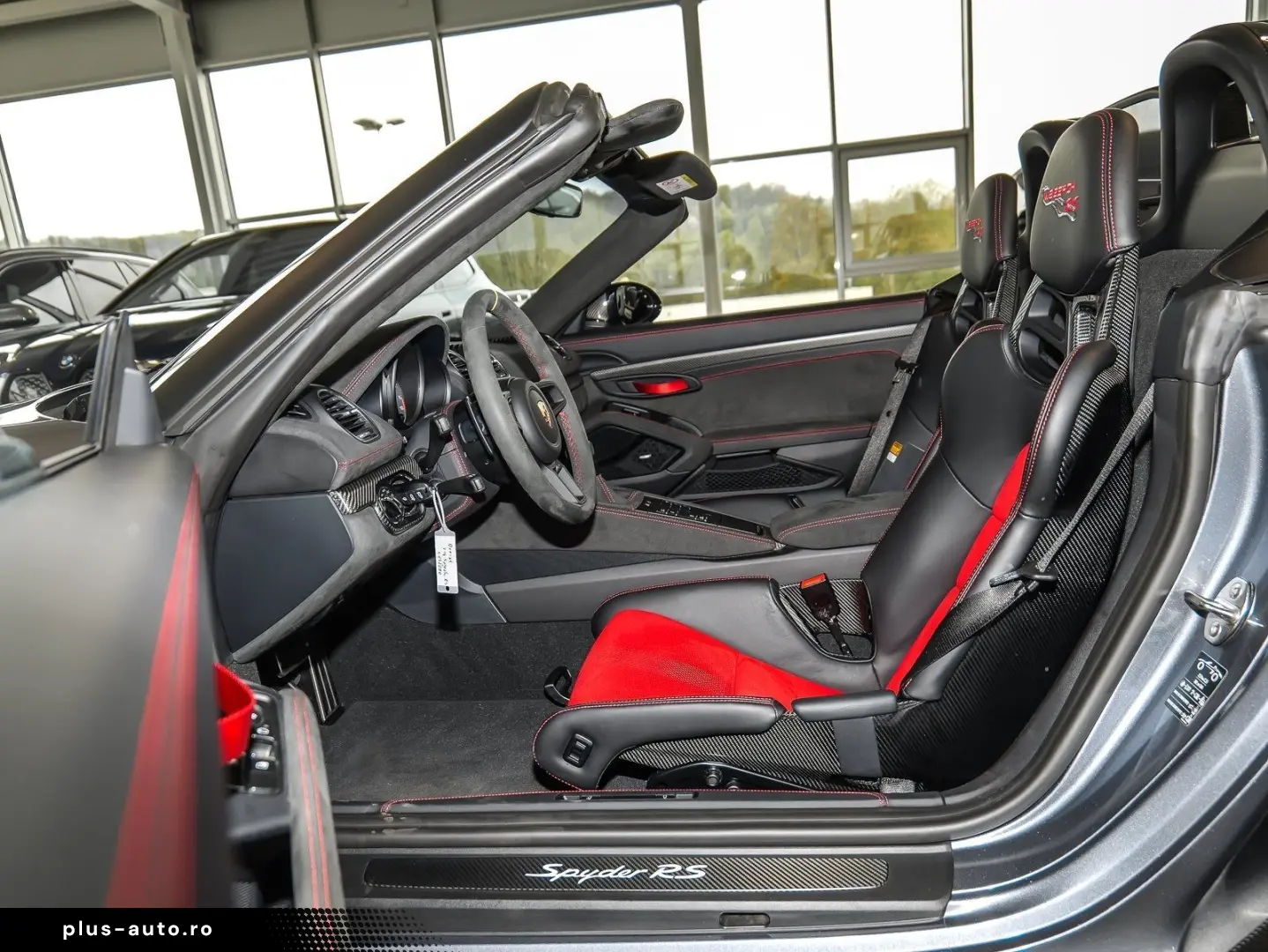 PORSCHE 718 Boxster Spyder RS Weissach Sichtcarbon