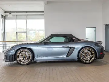 PORSCHE 718 Boxster Spyder RS Weissach Sichtcarbon