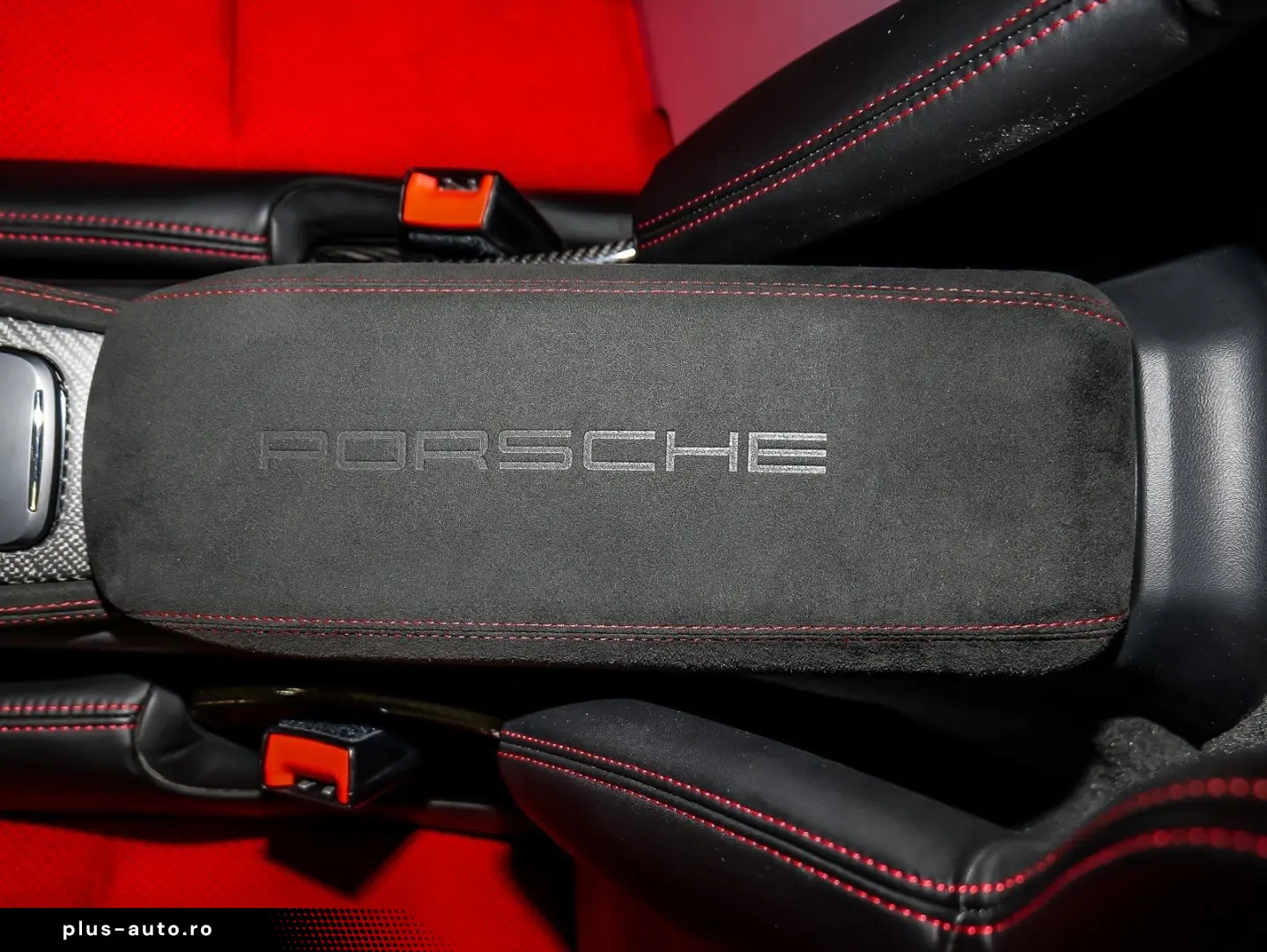 PORSCHE 718 Boxster Spyder RS Weissach Sichtcarbon